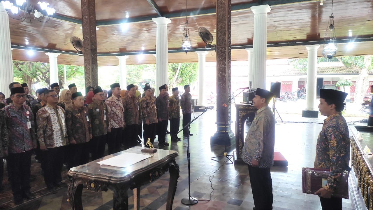 14 JPT Pratama Terisi, Pemkab Rembang Lantik Total 59 PNS