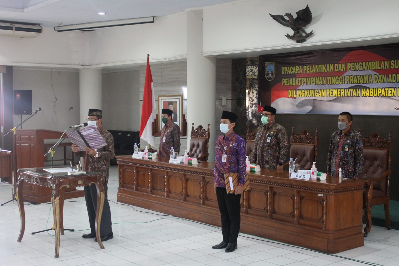 Upacara Pelantikan dan Pengambilan Sumpah/Janji Pejabat Pimpinan Tinggi Pratama dan Administrator Di Lingkungan Pemerintah Kabupaten Rembang