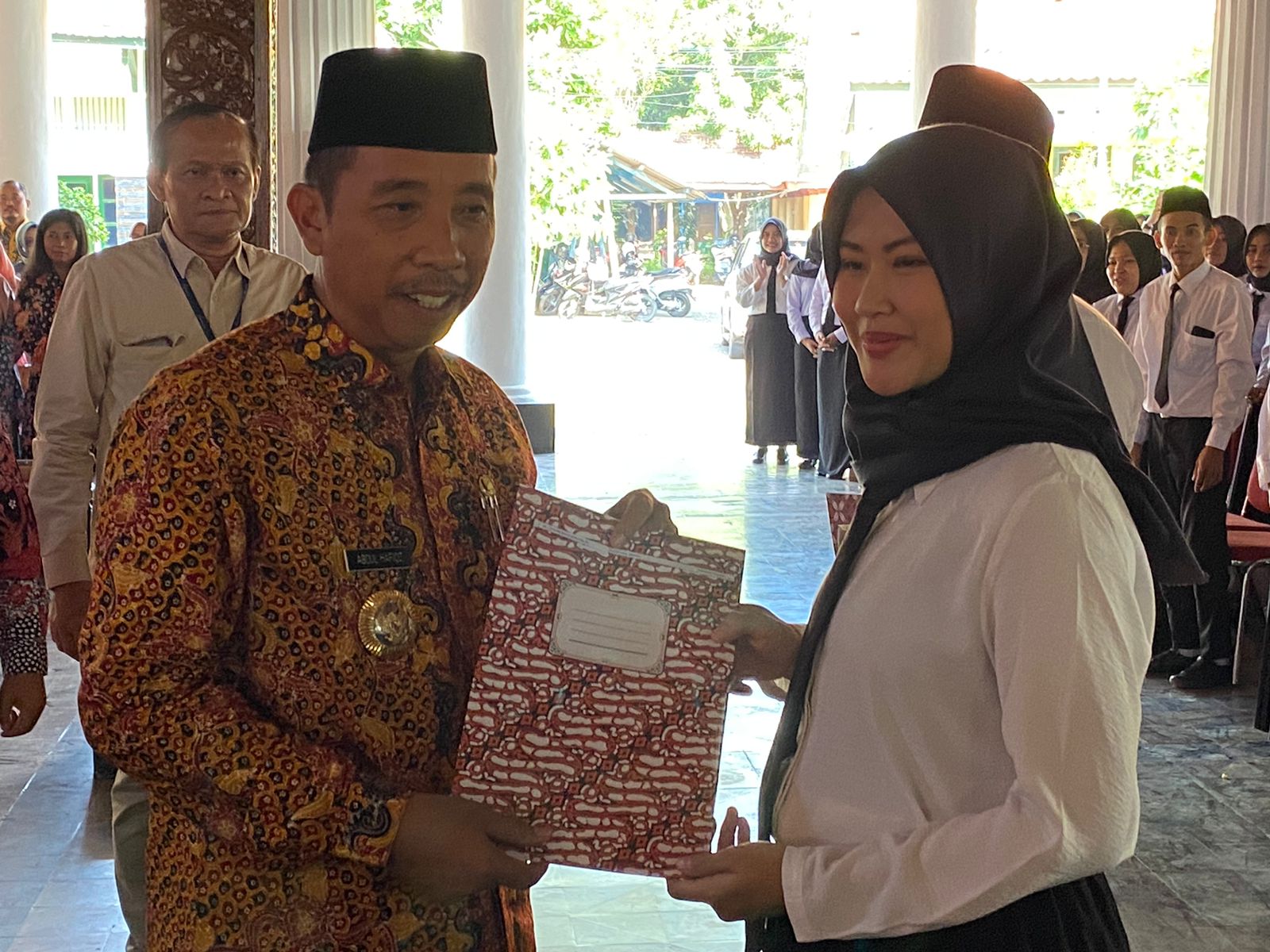 Pemerintah Kabupaten Rembang Serahkan 377 SK Pengangkatan PPPK Tenaga Kesehatan
